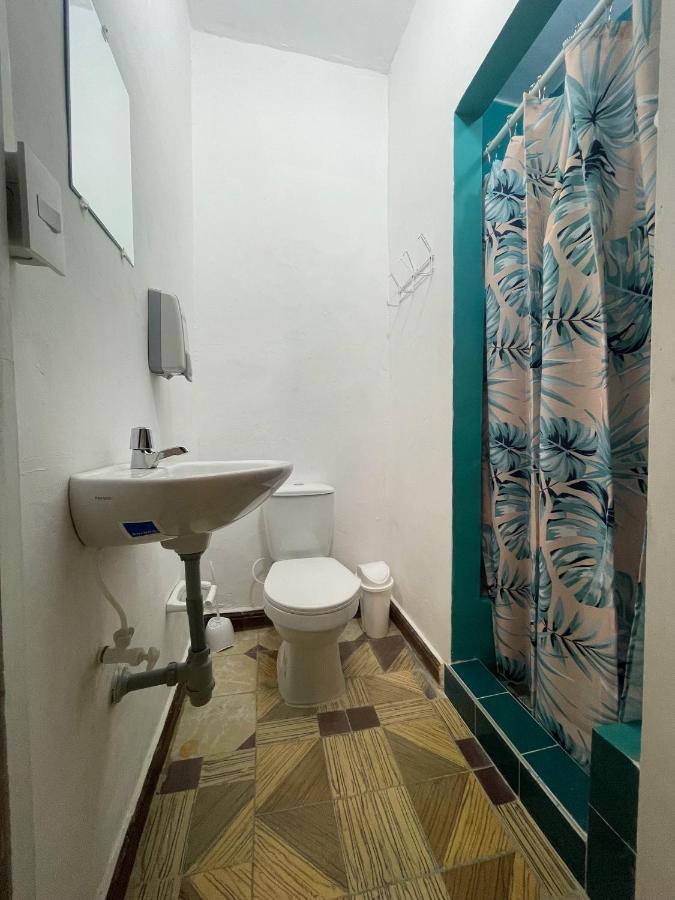La Palmera Hostel Cali Zewnętrze zdjęcie